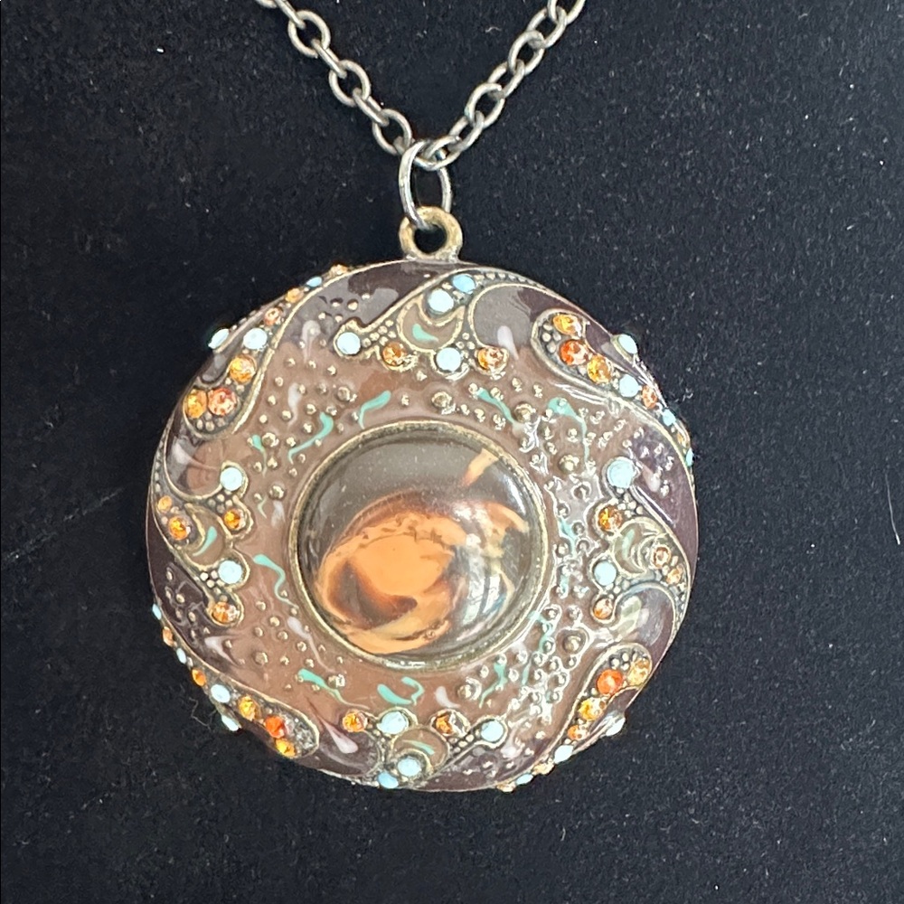 Vintage Antique-Style Bronze Medallion Pendant Necklace
